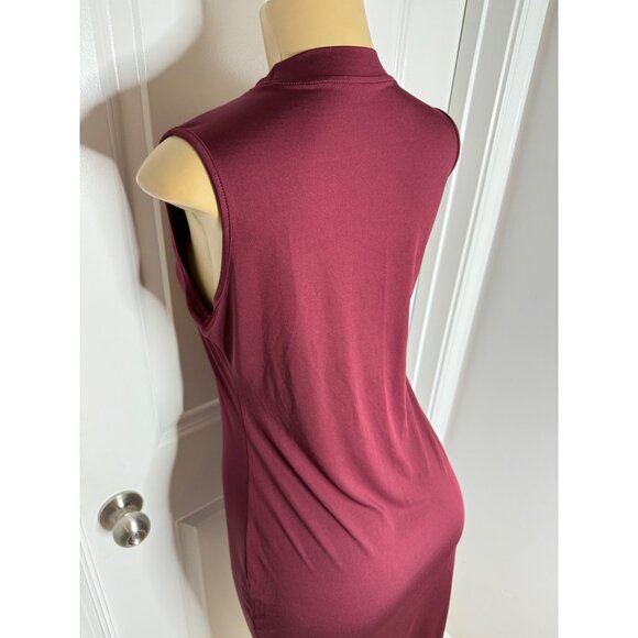 Sleeveless Burgundy Midi Dress With Mock Neck Bodycon Fit & Stretch Fabric For W - Picture 4 of 4